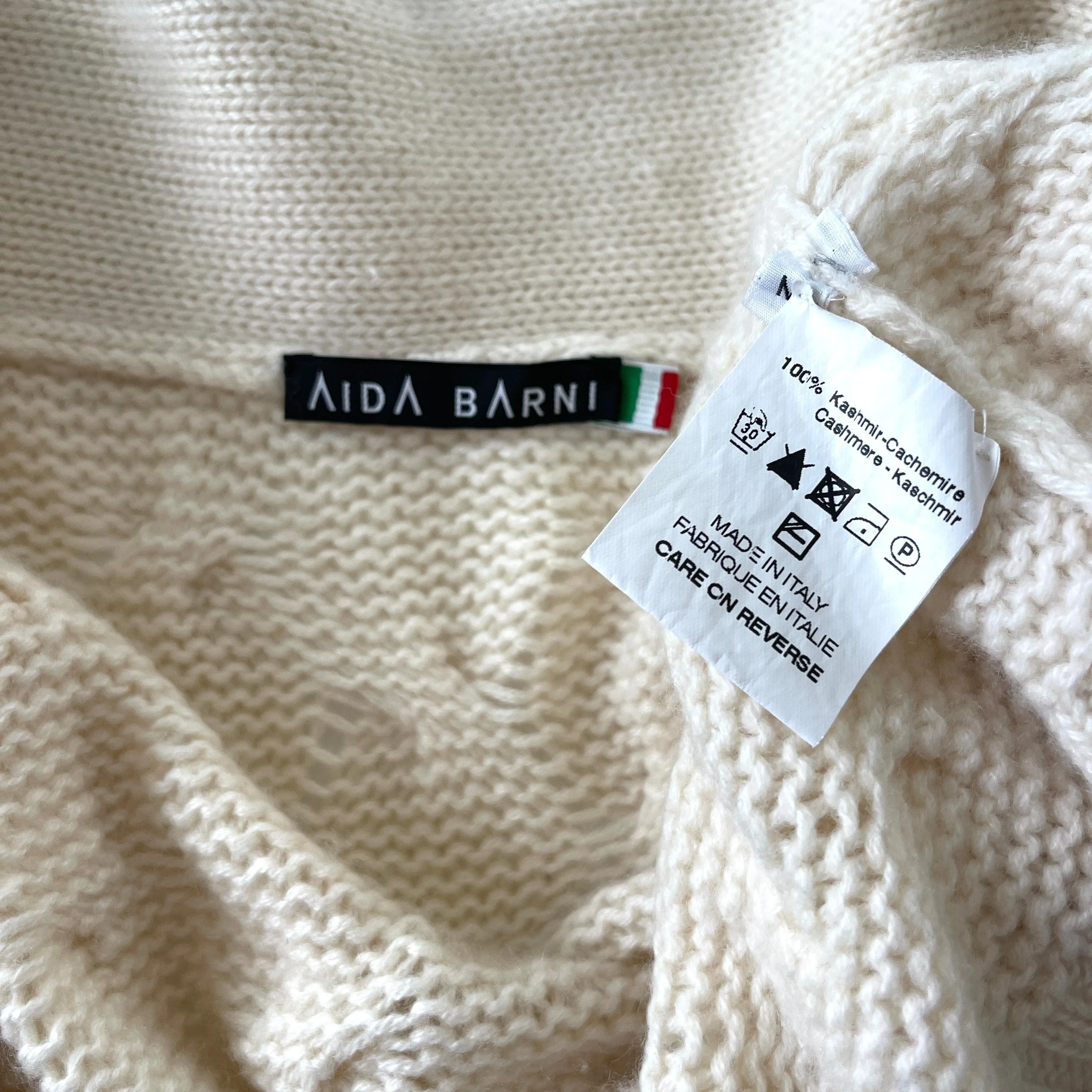 AIDA BARNI New Cashmere Cardigan