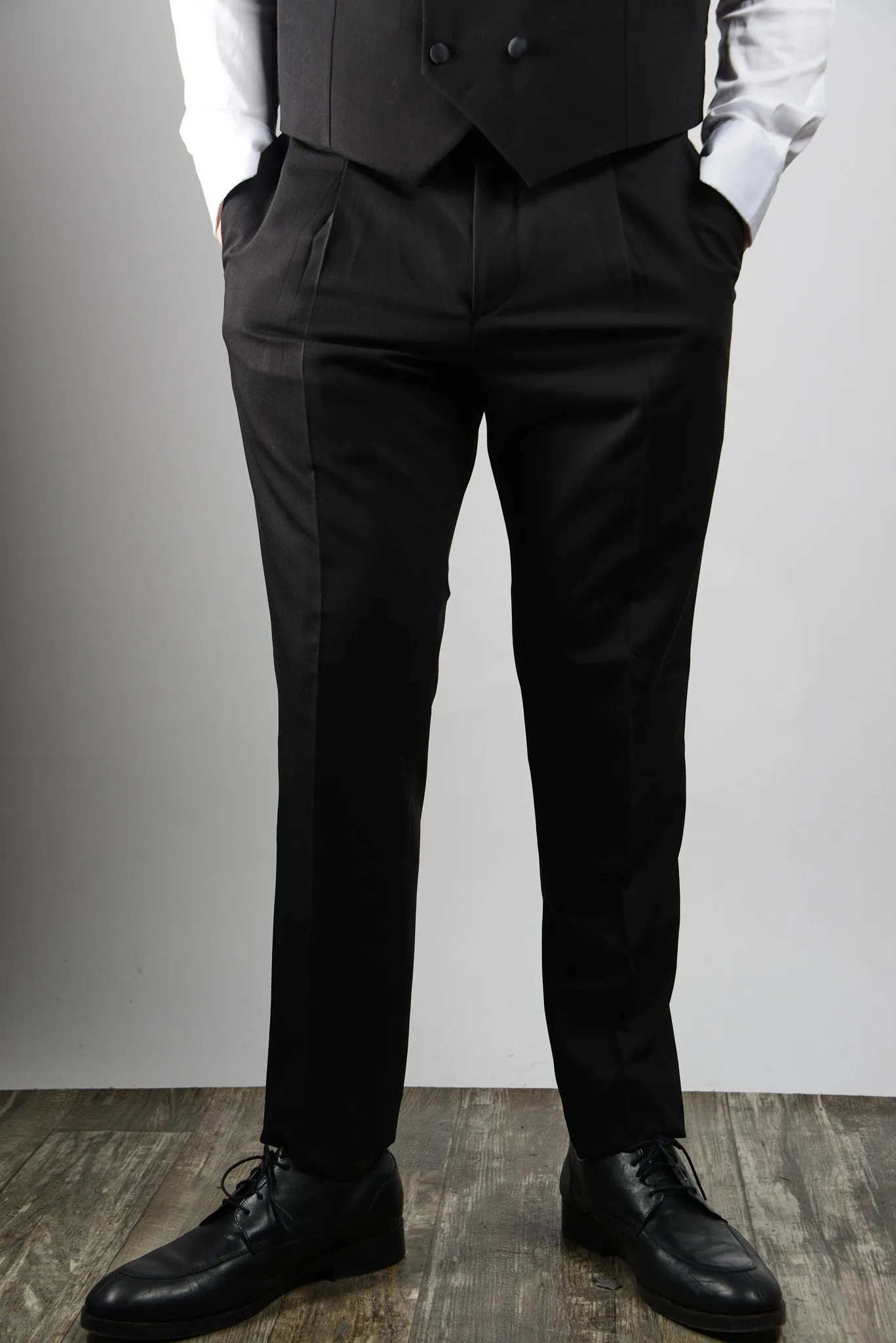 Cannon Relaxed Overlap Pant