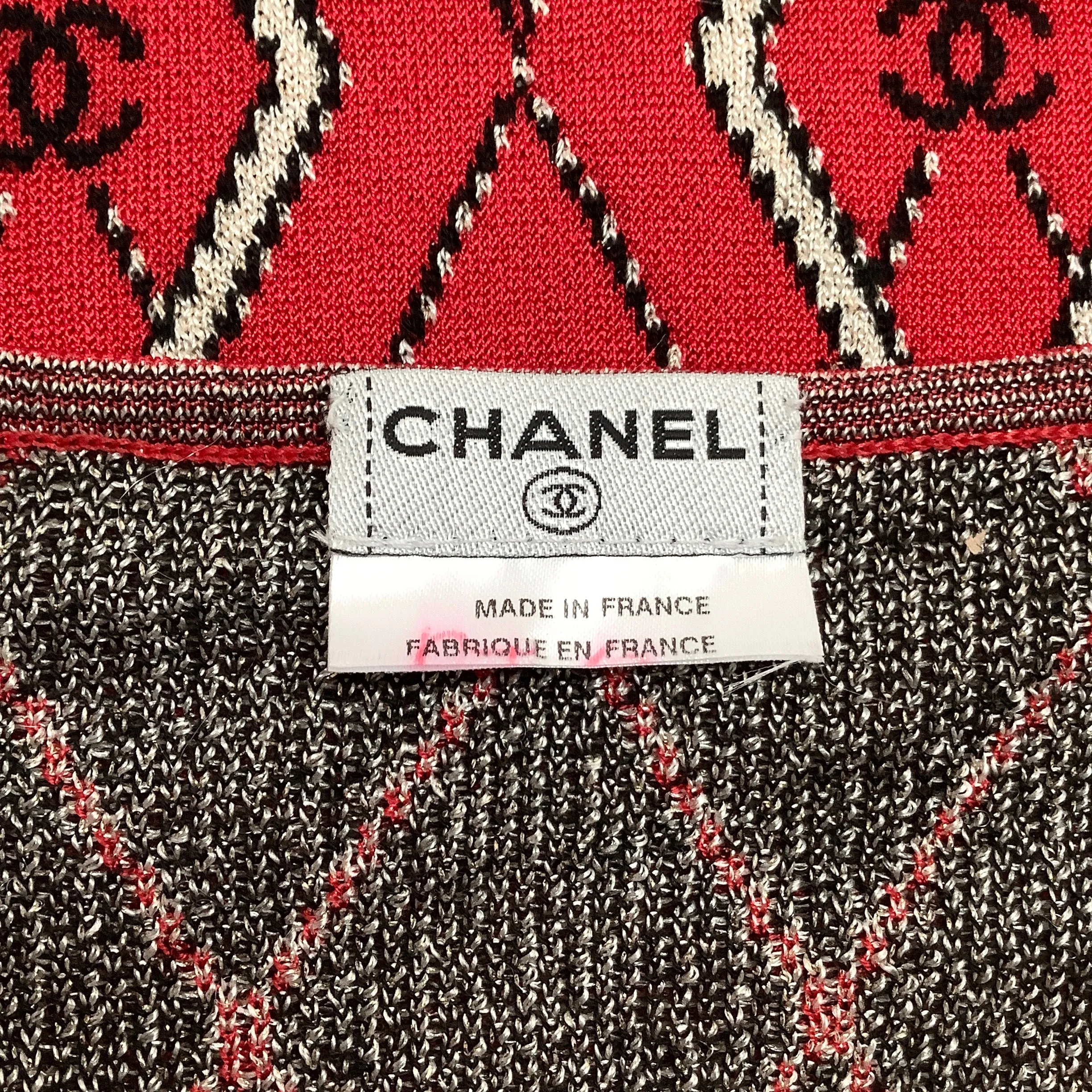 Chanel Sequined Diamond Red / Black / White Sweater