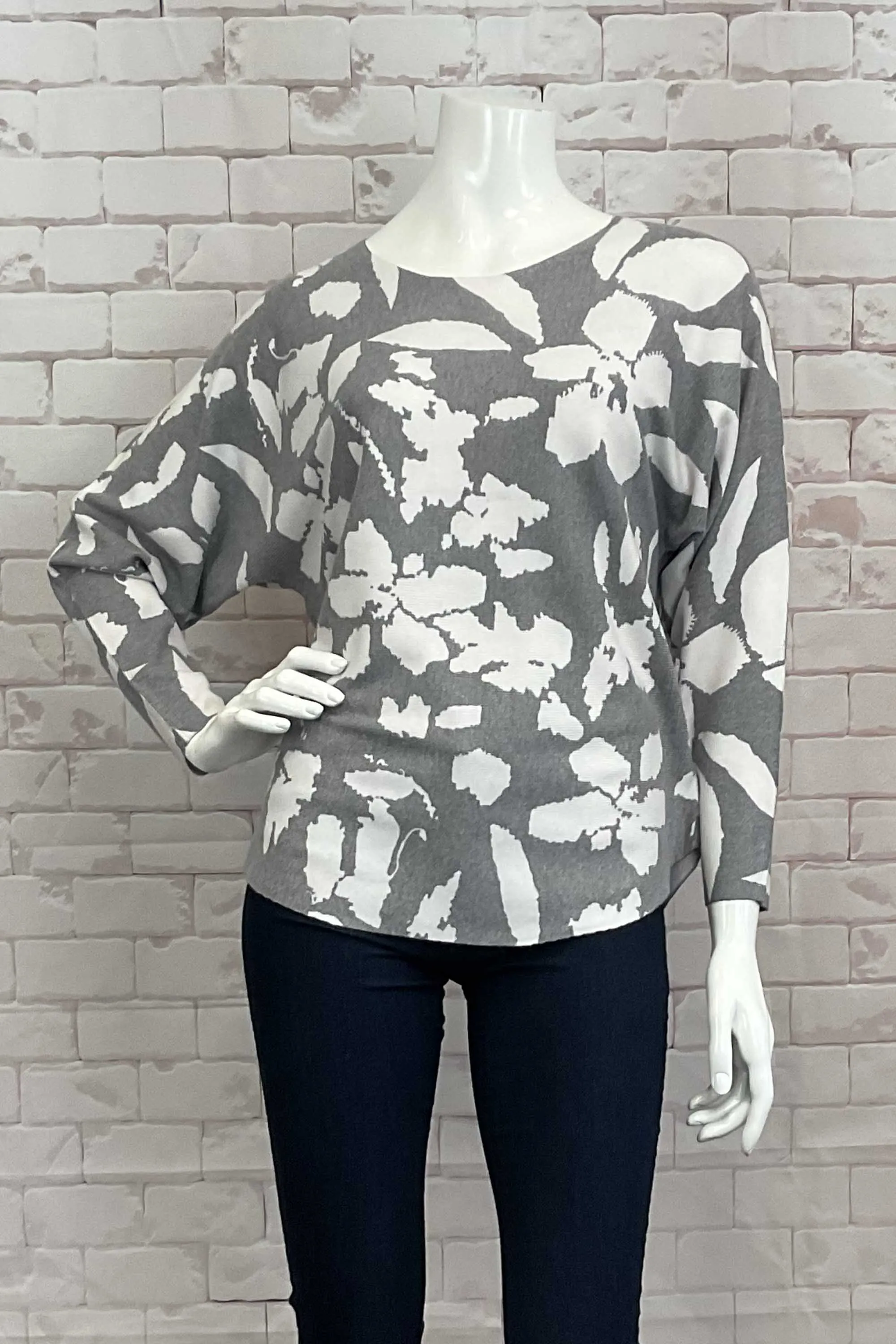 FLORAL DOLMAN TOP