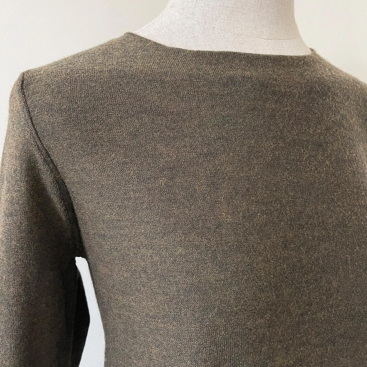 HANNES ROETHER Pullover