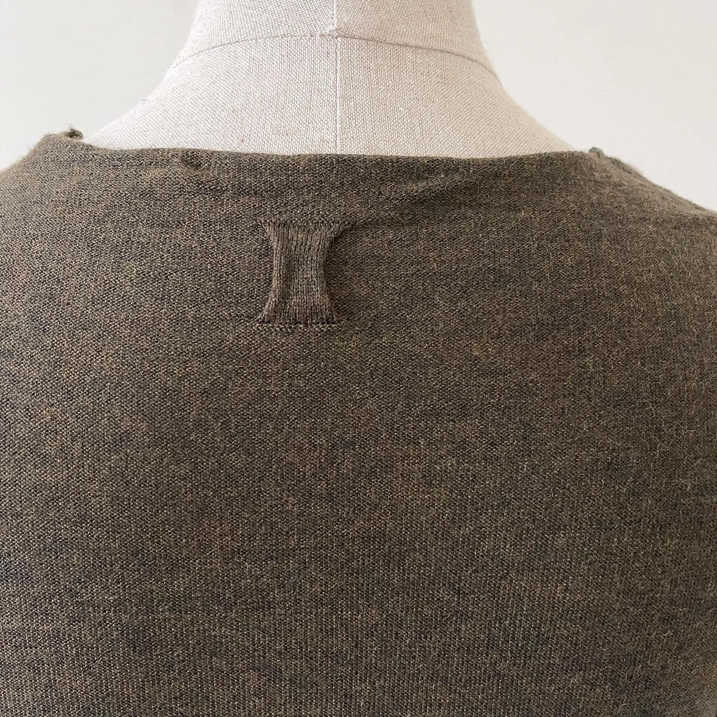 HANNES ROETHER Pullover