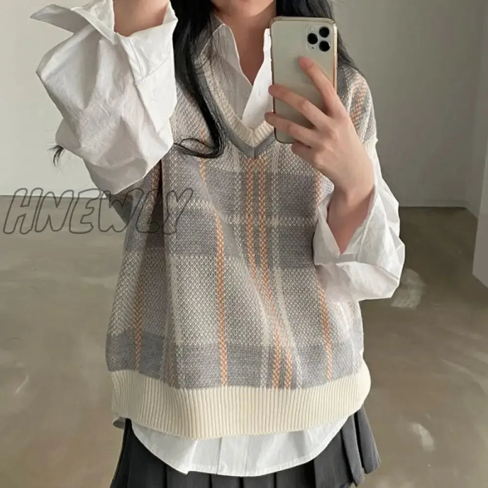 Hnewly Plaid Vest Women Spring Autumn New Vintage Sleeveless Sweater Korea Casual Ladies Knitted Vest Tops Woman Sweater Vests