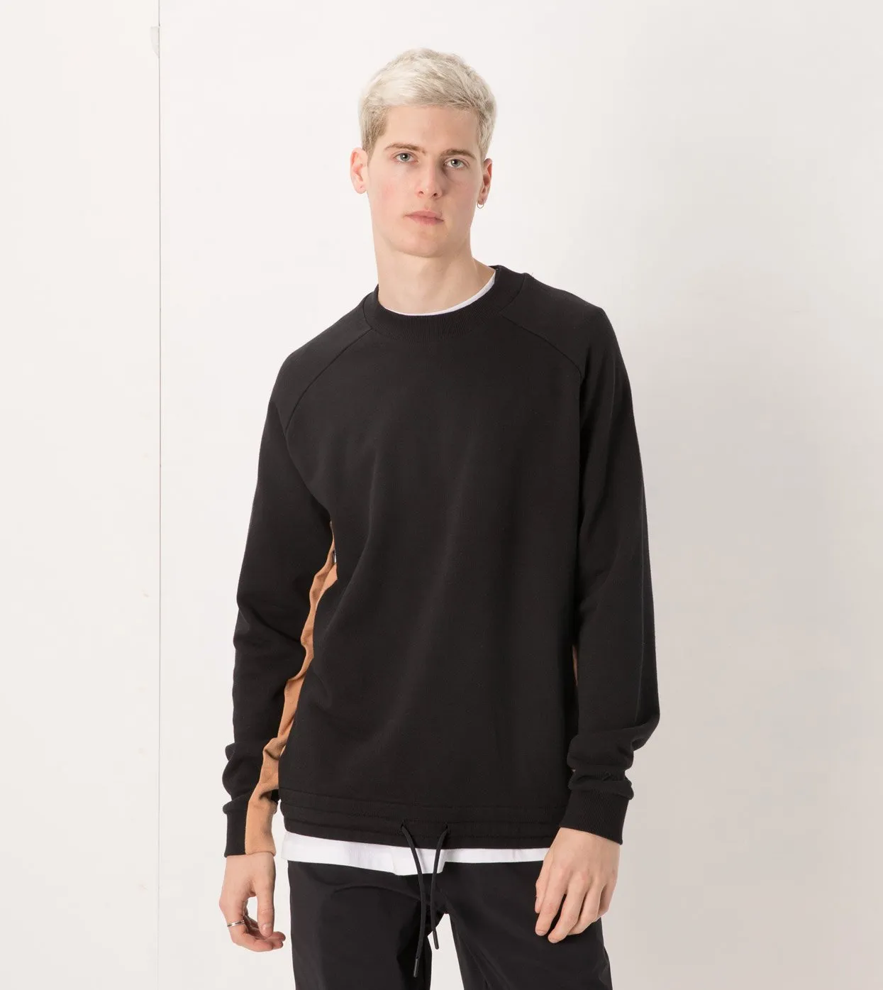 Sideline Box Crew Sweat Black/Biscuit