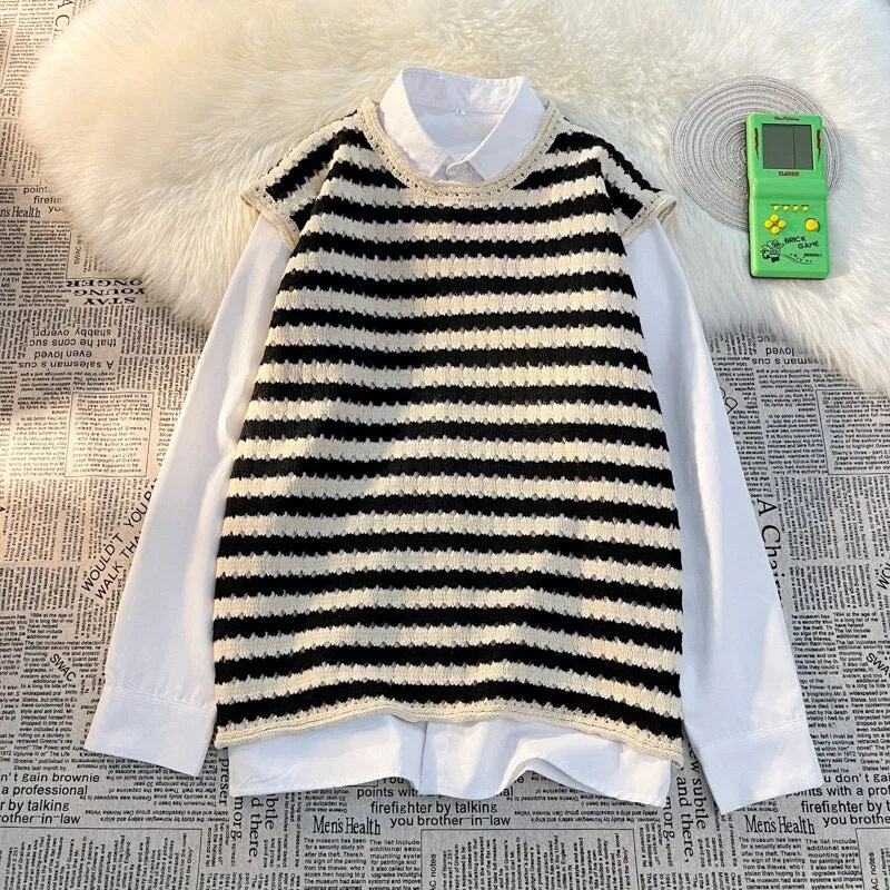 Sweater Vest Men O-neck Striped Designer Sleeveless Knitwear All-match Ulzzang Japanese Stylish College Unisex Leisure Handsome